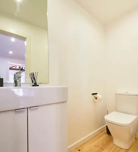 Appartement Baixa And Alfama At Your Doorstep, Terrace Aircon Lissabon